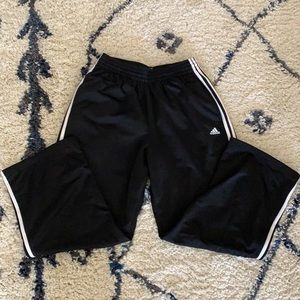 Size medium men’s adidas pants